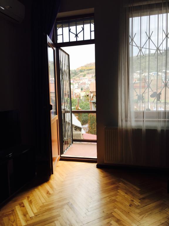 Nana Apartment Tbilisi Exterior photo